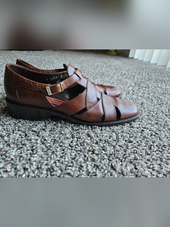 Cole Haan Men’s Brown Leather Fisherman Sandals